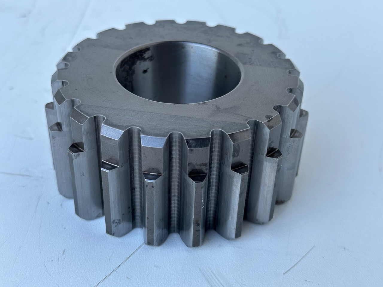 Liebherr Sonnenrad ID-Nr.969491601. FAT355P076-FAT355P077-FAT355P120. LH26,LH30C,LH40C,LO1916,LO1926,LOS916,LOS926,R906,R916,R920,R922,R924,R926. #969491601.06.08# - محرك السفر - حفارات زحافة: صور 4 Liebherr Sonnenrad ID-Nr.969491601. FAT355P076-FAT355P077-FAT355P120. LH26,LH30C,LH40C,LO1916,LO1926,LOS916,LOS926,R906,R916,R920,R922,R924,R926. #969491601.06.08# - محرك السفر - حفارات زحافة: صور 4