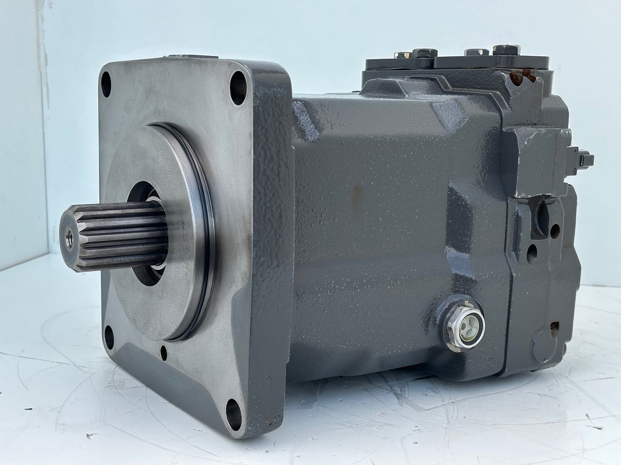 Linde Verstellmotor-Axialkolbenmotor Typ:HMV210-02 2532. #HMV210-02.2532# - محرك هيدروليكي: صور 5 Linde Verstellmotor-Axialkolbenmotor Typ:HMV210-02 2532. #HMV210-02.2532# - محرك هيدروليكي: صور 5