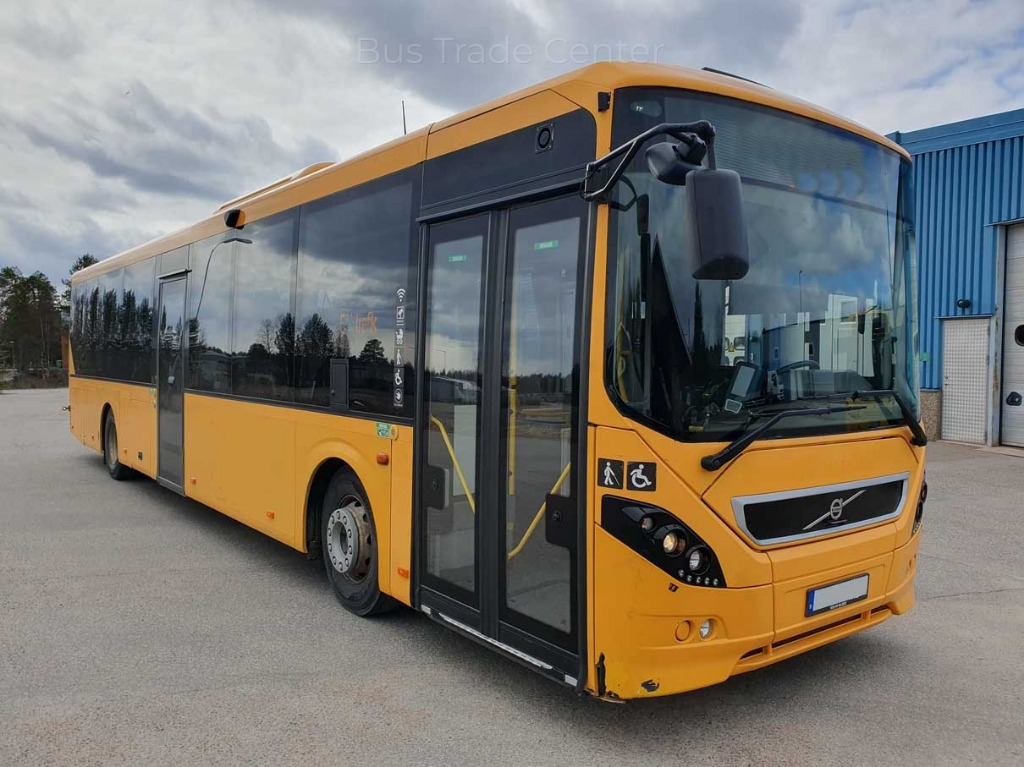 VOLVO 8900 B8RLE - باص النقل بين المدن: صور 1 VOLVO 8900 B8RLE - باص النقل بين المدن: صور 1