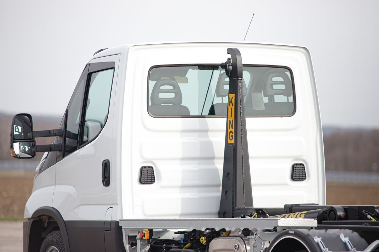 IVECO Daily 70C18 - شاحنة ذات الخطاف: صور 2 IVECO Daily 70C18 - شاحنة ذات الخطاف: صور 2