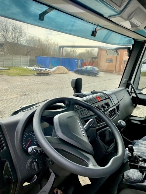 IVECO Eurocargo + hooklift KING HZ-10R - سيارة بلدية: صور 4 IVECO Eurocargo + hooklift KING HZ-10R - سيارة بلدية: صور 4