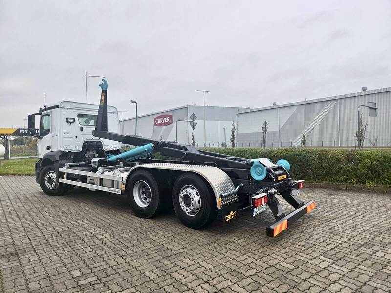 Mercedes-Benz ACTROS 5 - 2542 Nowy! - شاحنة ذات الخطاف: صور 2 Mercedes-Benz ACTROS 5 - 2542 Nowy! - شاحنة ذات الخطاف: صور 2