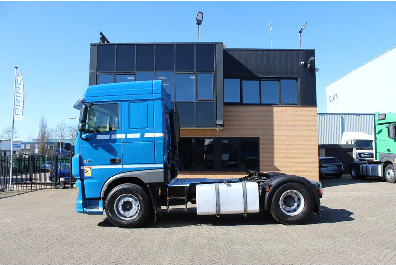 DAF XF 106.440 * EURO6 * 4X2 * ADR * - شاحنة جرار: صور 2 DAF XF 106.440 * EURO6 * 4X2 * ADR * - شاحنة جرار: صور 2