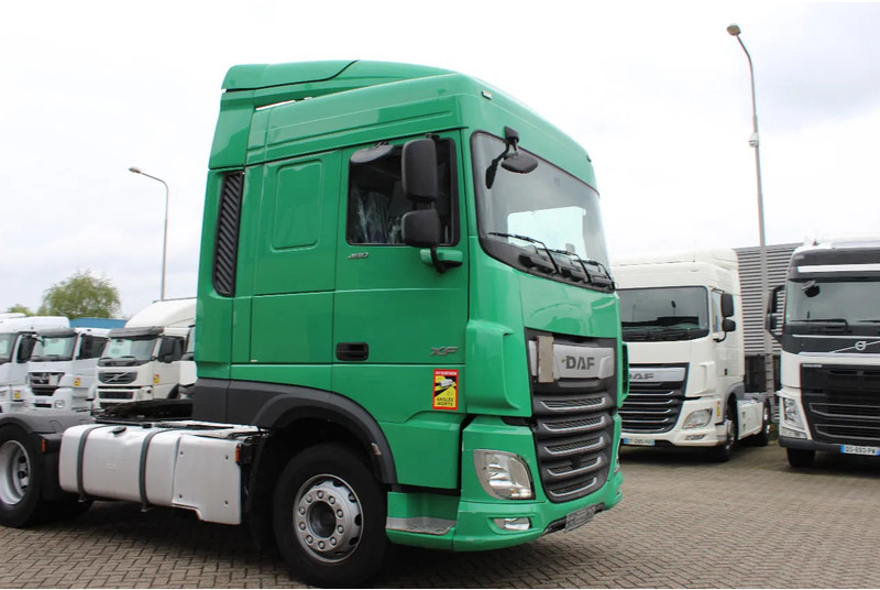 DAF XF 106.480 * EURO6 * 2 TANK * - شاحنة جرار: صور 5 DAF XF 106.480 * EURO6 * 2 TANK * - شاحنة جرار: صور 5