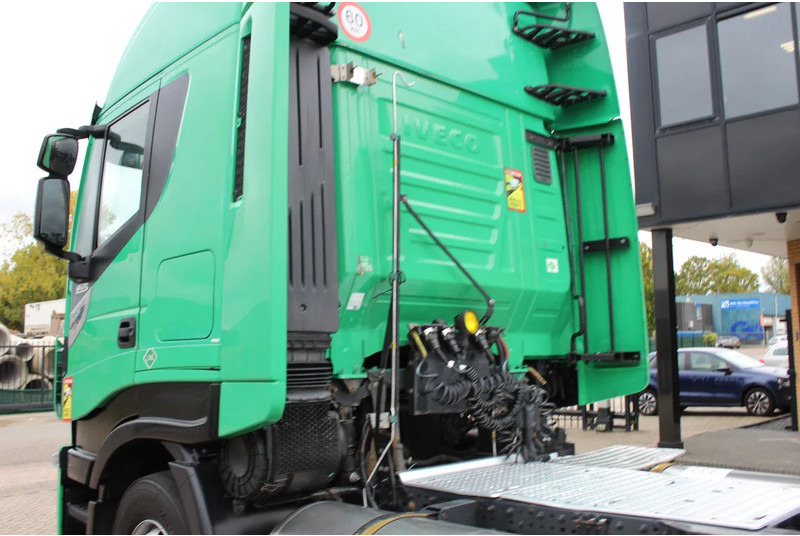 شاحنة جرار Iveco Stralis 460 * RETARDER * LNG * 4X2 *: صور 16