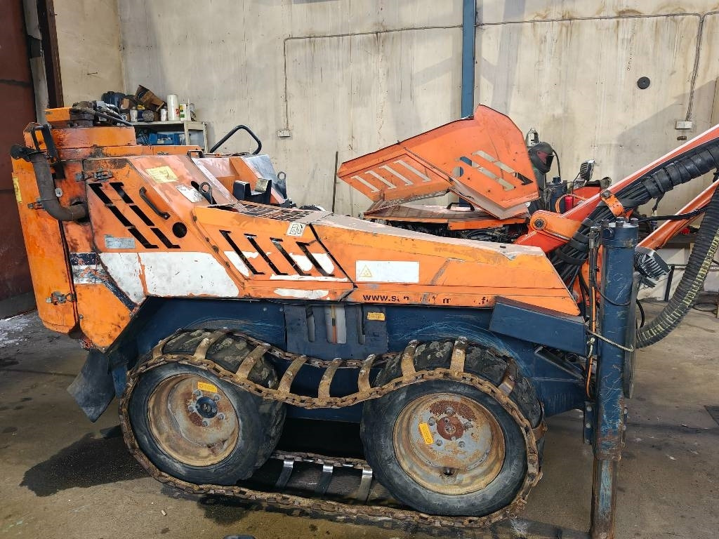 Tamrock COMMANDO 120RF - آلة حفر: صور 1 Tamrock COMMANDO 120RF - آلة حفر: صور 1
