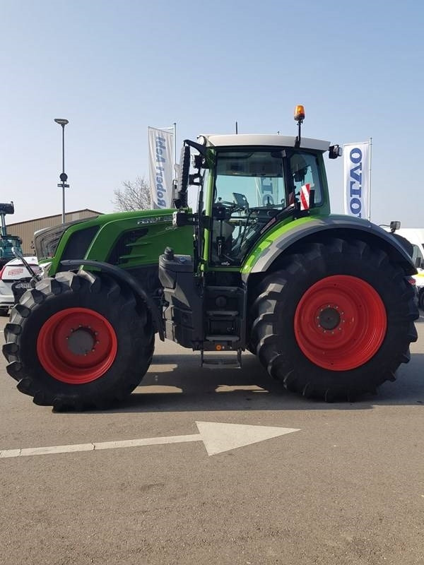 Fendt 828 Vario Profi Plus - جرار: صور 3 Fendt 828 Vario Profi Plus - جرار: صور 3
