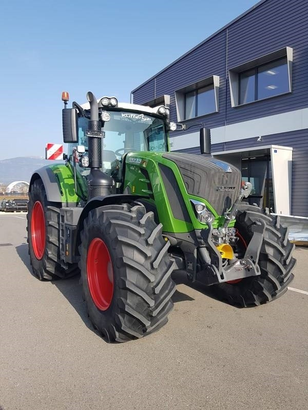 Fendt 828 Vario Profi Plus - جرار: صور 2 Fendt 828 Vario Profi Plus - جرار: صور 2