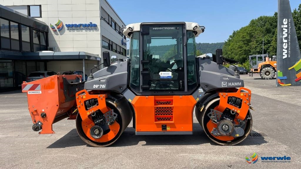 Hamm DV+ 70iVV-S - مدحلة الأسفلت: صور 1 Hamm DV+ 70iVV-S - مدحلة الأسفلت: صور 1