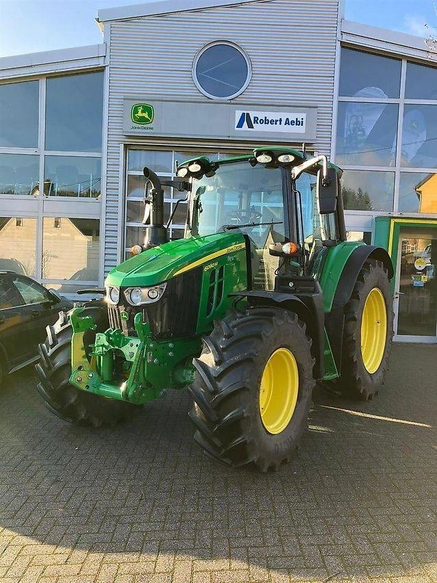 John Deere 6090M - جرار: صور 1 John Deere 6090M - جرار: صور 1