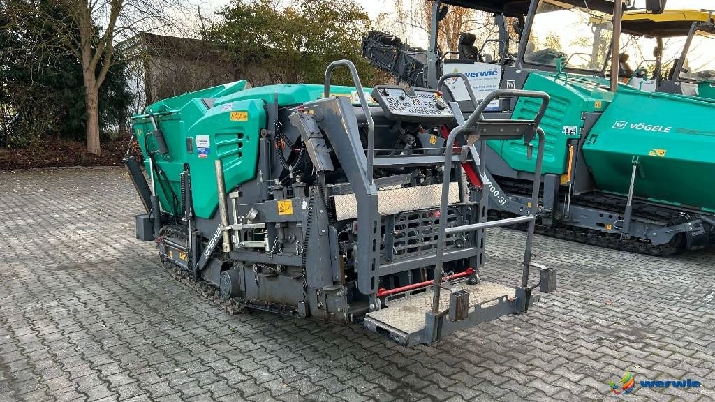 Vögele SUPER 800i / AB220TV (1,20 - 2,20 m) - العامل بالقار: صور 2 Vögele SUPER 800i / AB220TV (1,20 - 2,20 m) - العامل بالقار: صور 2