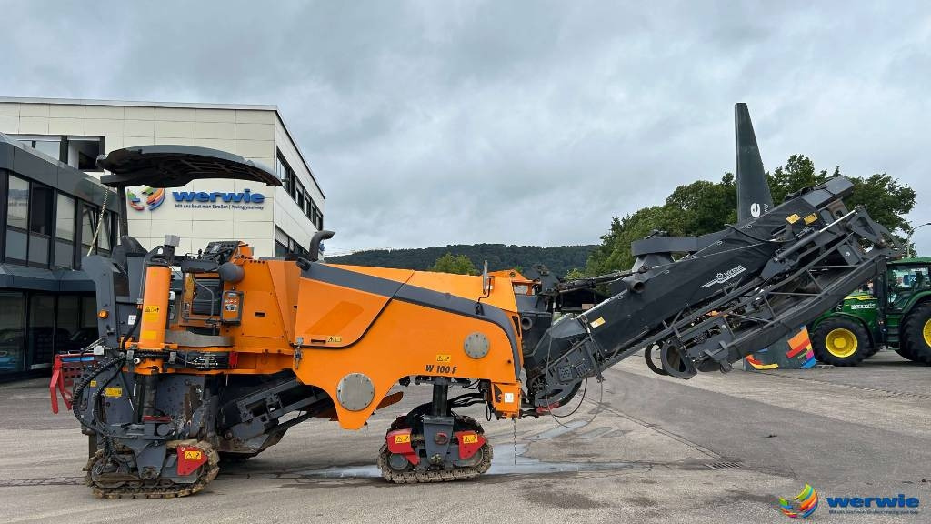Wirtgen W 100 F - ماكينات لصقل الأسفلت: صور 1 Wirtgen W 100 F - ماكينات لصقل الأسفلت: صور 1