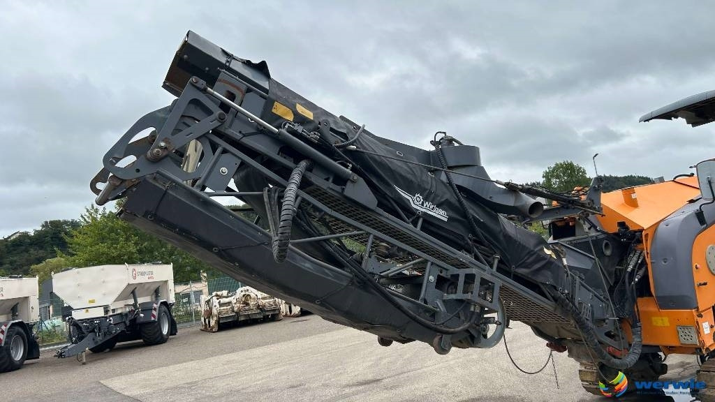Wirtgen W 100 F - ماكينات لصقل الأسفلت: صور 3 Wirtgen W 100 F - ماكينات لصقل الأسفلت: صور 3