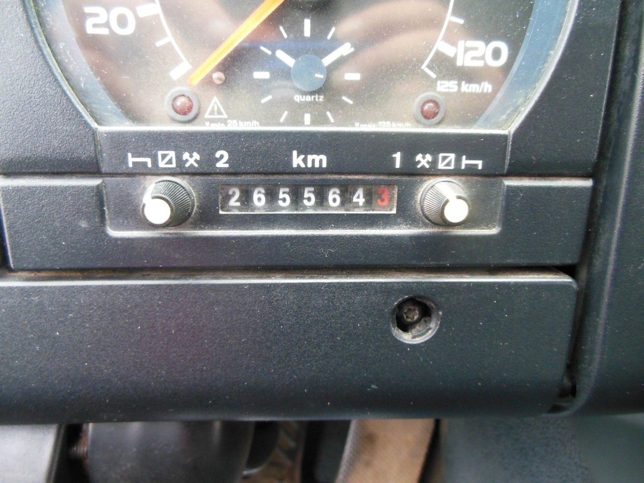 تأجير DAF CF 65.240,KRAN EFFER 110/2S,MANUELL,BLATT,1 HAND DAF CF 65.240,KRAN EFFER 110/2S,MANUELL,BLATT,1 HAND: صور 25 تأجير DAF CF 65.240,KRAN EFFER 110/2S,MANUELL,BLATT,1 HAND DAF CF 65.240,KRAN EFFER 110/2S,MANUELL,BLATT,1 HAND: صور 25