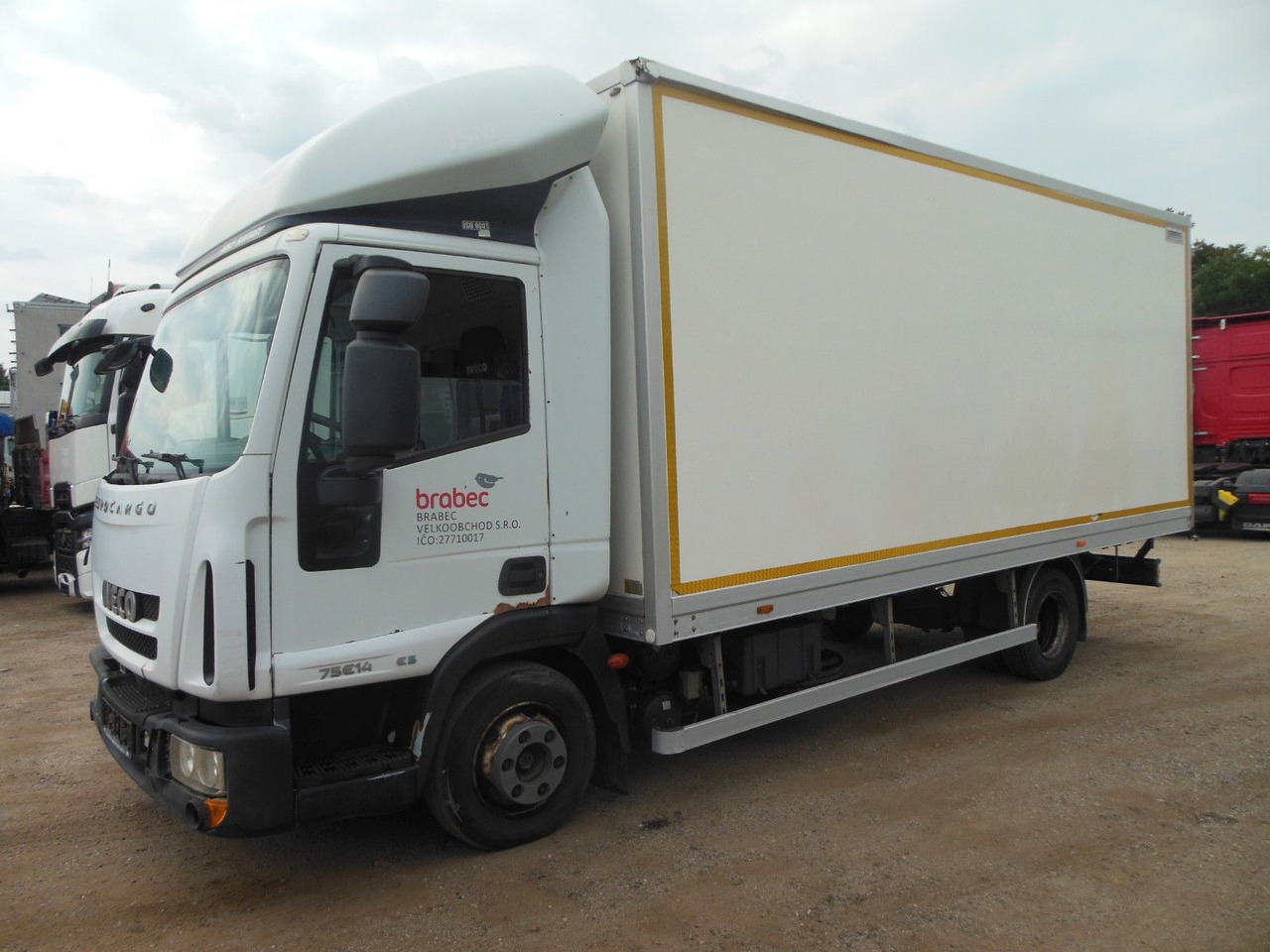 Iveco EUROCARGO 75E14 - الشاحنات الصغيرة صندوق مغلق: صور 1 Iveco EUROCARGO 75E14 - الشاحنات الصغيرة صندوق مغلق: صور 1