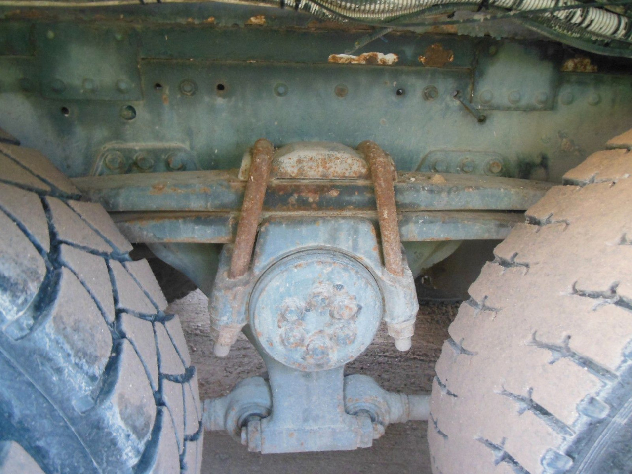 MAN TGA 35.410, 8X4, MIX + PUMPE 24M - شاحنة خلاطة خرسانة: صور 5 MAN TGA 35.410, 8X4, MIX + PUMPE 24M - شاحنة خلاطة خرسانة: صور 5