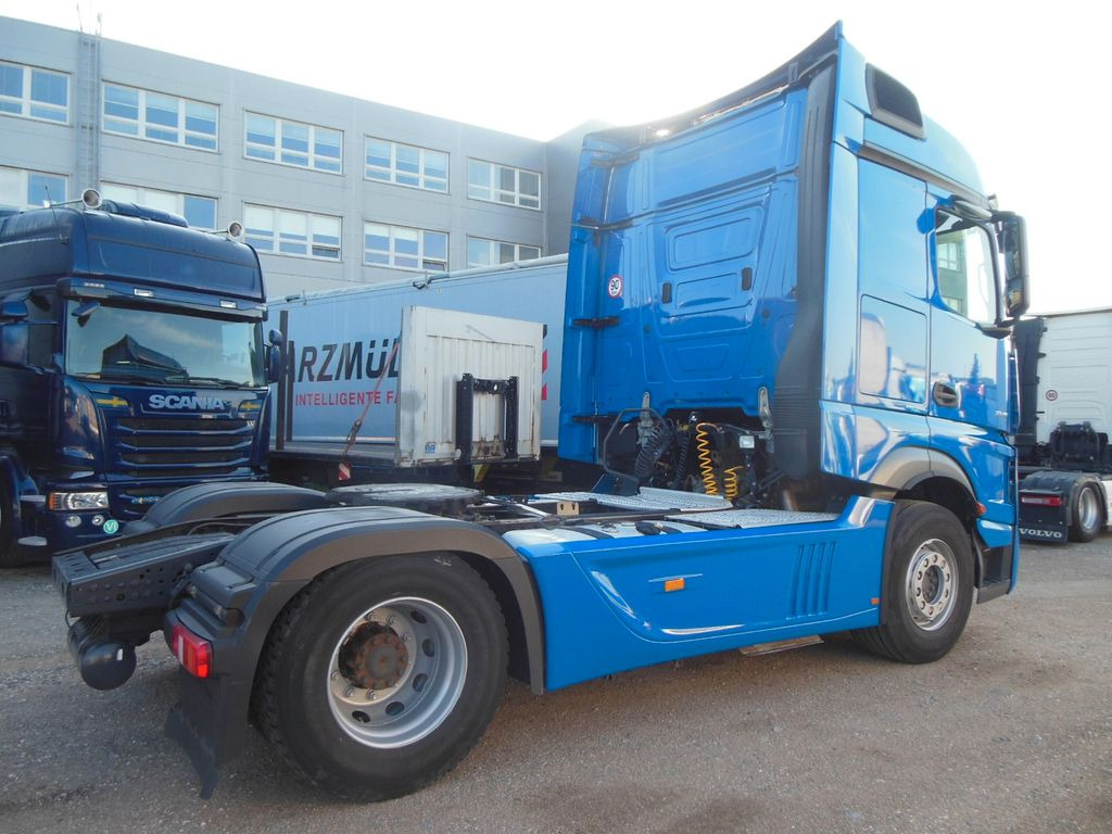 Mercedes-Benz 1845 ACTROS, STANDKLIMA - شاحنة جرار: صور 3 Mercedes-Benz 1845 ACTROS, STANDKLIMA - شاحنة جرار: صور 3