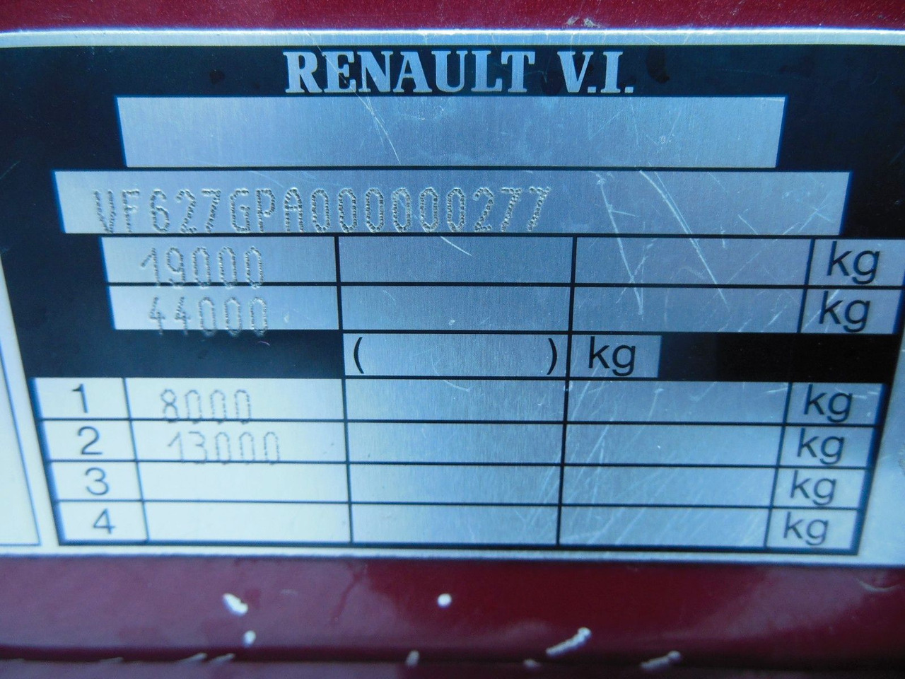 شاحنة جرار Renault PREMIUM 440.19 DXi: صور 24