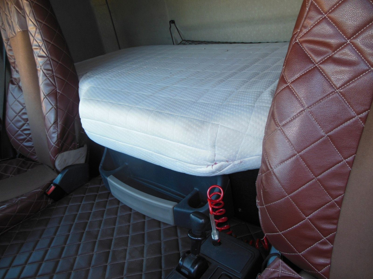 شاحنة جرار Renault PREMIUM 440.19 DXi: صور 12