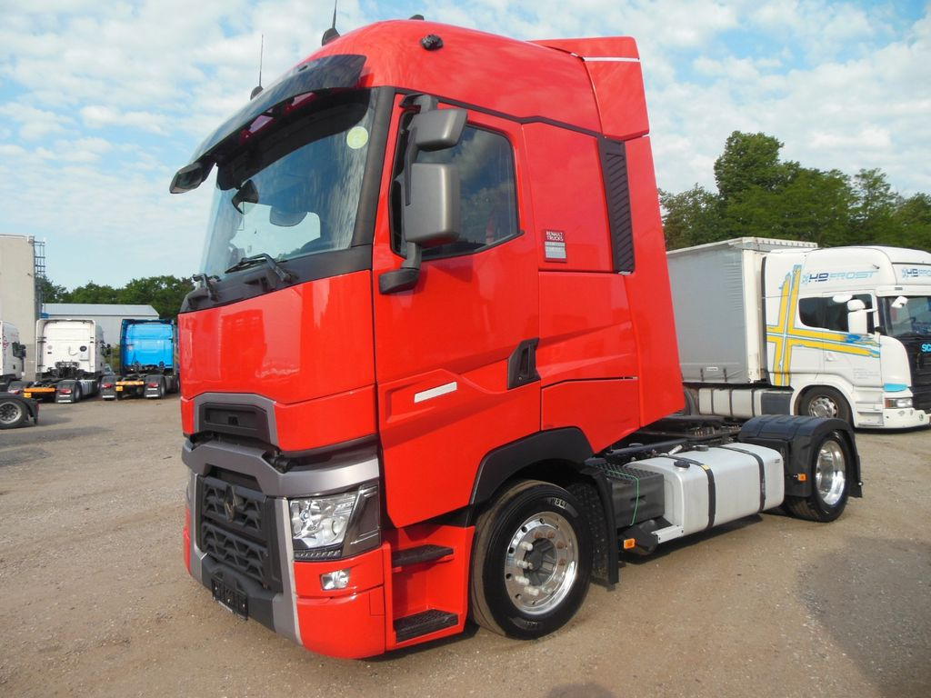 Renault T520 HIGH, COMFORT, LOWDECK, TOP STAND!! - شاحنة جرار: صور 1 Renault T520 HIGH, COMFORT, LOWDECK, TOP STAND!! - شاحنة جرار: صور 1