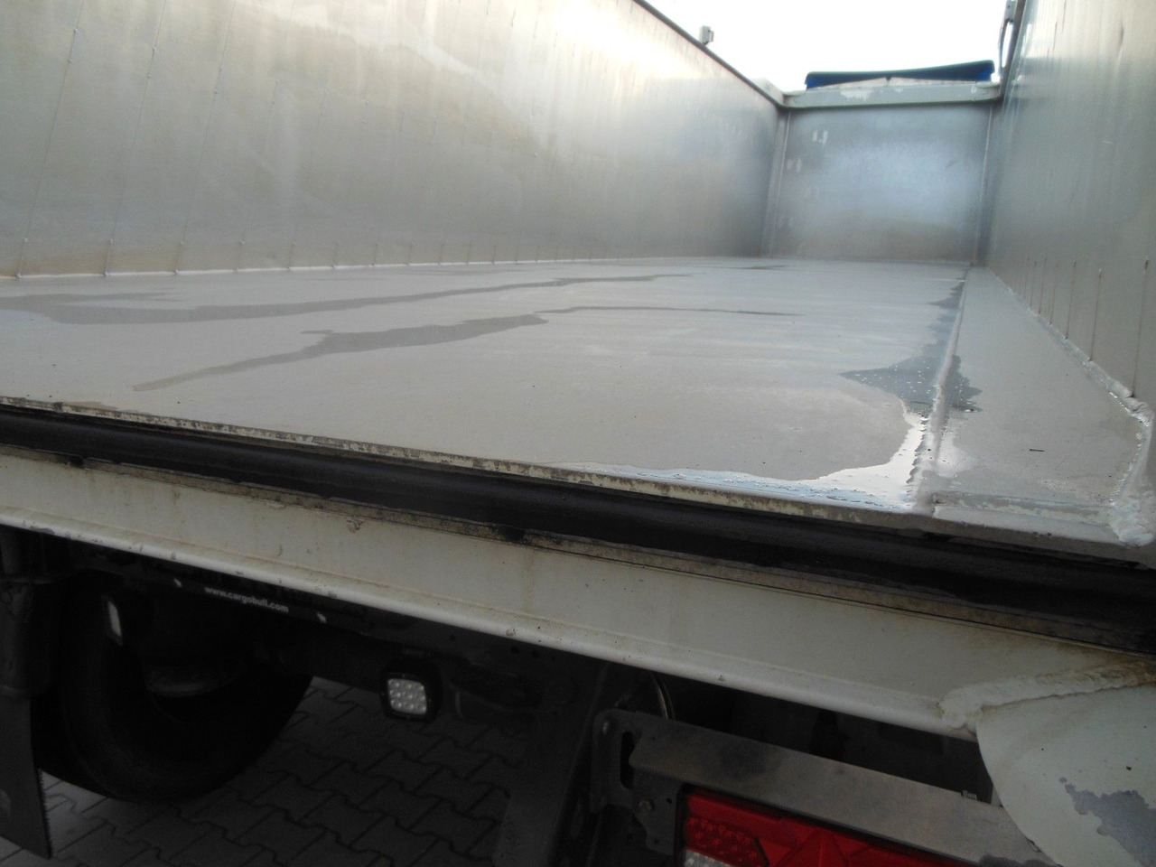 قلابة نصف مقطورة Schmitz Cargobull SKI 24, 51M3, ACHSEN 9 TONE, LIFT ACHSE: صور 18