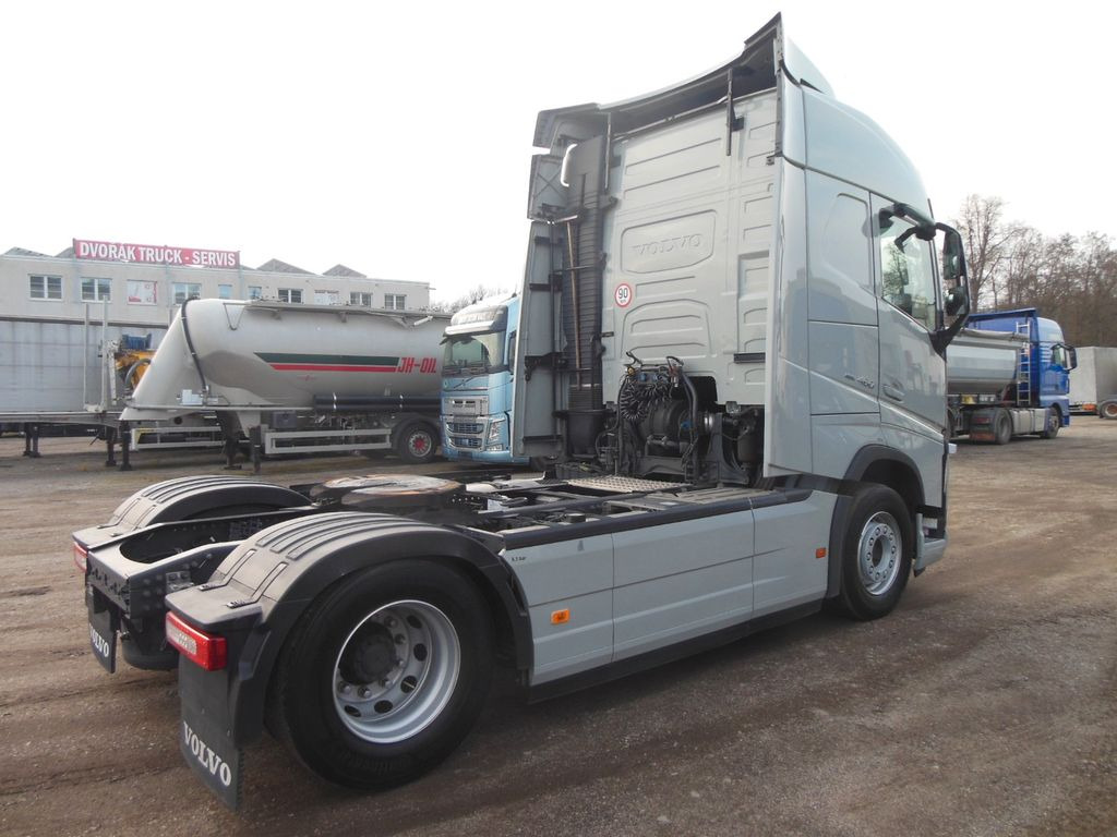 Volvo FH 13/460 TURBO COMPOUND,I-SAVE,I-PARK COOL,TOP Volvo FH 13/460 TURBO COMPOUND,I-SAVE,I-PARK COOL,TOP - شاحنة جرار: صور 3 Volvo FH 13/460 TURBO COMPOUND,I-SAVE,I-PARK COOL,TOP Volvo FH 13/460 TURBO COMPOUND,I-SAVE,I-PARK COOL,TOP - شاحنة جرار: صور 3