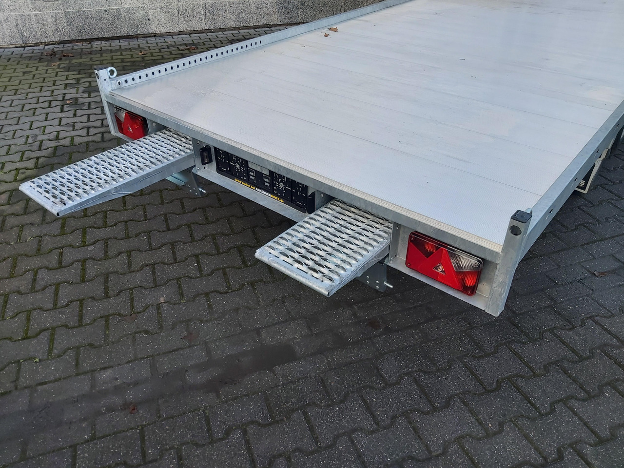 Anssems MSX 3000 Multitransporter 405x200cm Aluboden 3000kg Aktion bei Onlinekauf - مقطورات مسطحة: صور 5 Anssems MSX 3000 Multitransporter 405x200cm Aluboden 3000kg Aktion bei Onlinekauf - مقطورات مسطحة: صور 5