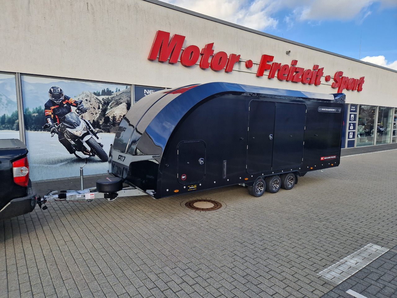 BJT Race Transporter 7 397-6023-35-3-10-B 600x228x189cm black ASR Kamera Alufelgen Tridem 3500 - شاحنة نقل سيارات مقطورة: صور 1 BJT Race Transporter 7 397-6023-35-3-10-B 600x228x189cm black ASR Kamera Alufelgen Tridem 3500 - شاحنة نقل سيارات مقطورة: صور 1