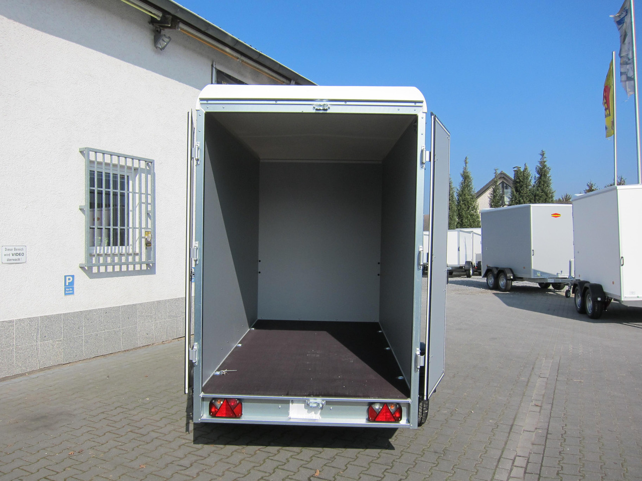 بصندوق مغلق مقطورة Böckmann Koffer KT 3015/20 H weiß 301x150x202cm (M) 2000kg WCF 100 km/H: صور 7