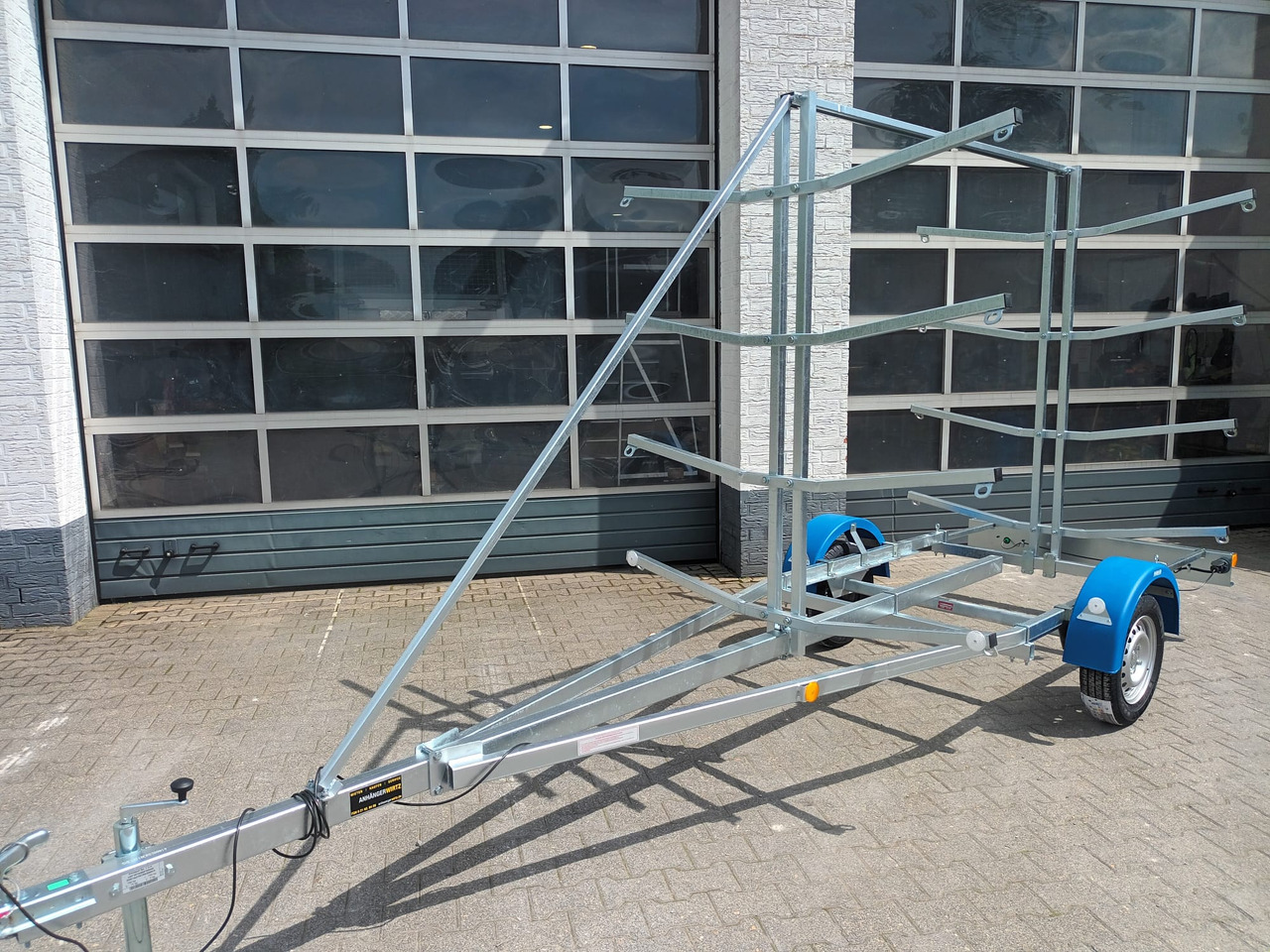 Bootsanhänger Boattrailer Neptun NAVY N7-17 KY Kanu Kajak SUP Board Gestell 750kg Modell 2024 - مقطورة القارب: صور 1 Bootsanhänger Boattrailer Neptun NAVY N7-17 KY Kanu Kajak SUP Board Gestell 750kg Modell 2024 - مقطورة القارب: صور 1