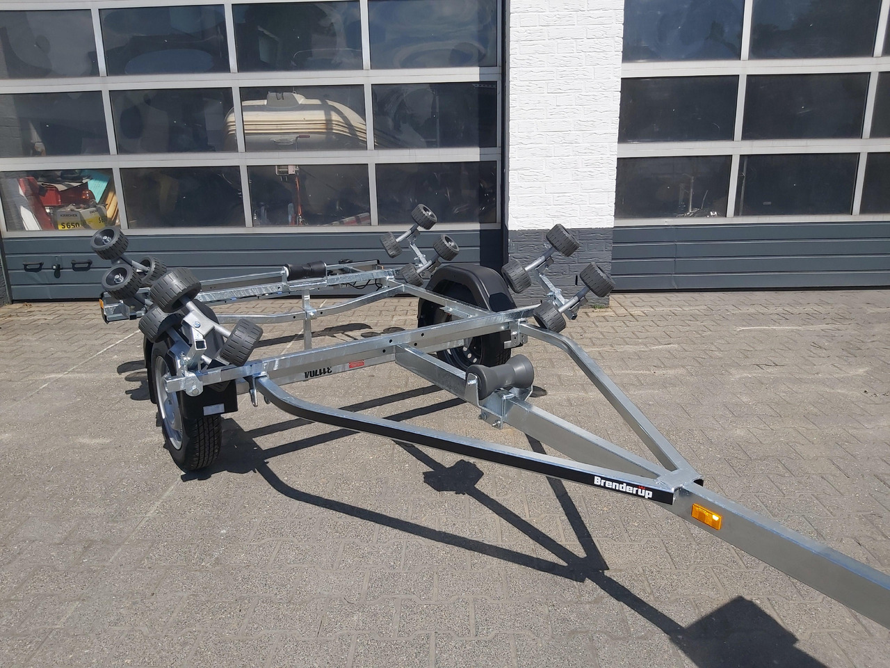 Brenderup Bootsanhänger Schlauchbootanhänger 150600UB RBX 600kg Januar online Aktion - مقطورة القارب: صور 4 Brenderup Bootsanhänger Schlauchbootanhänger 150600UB RBX 600kg Januar online Aktion - مقطورة القارب: صور 4