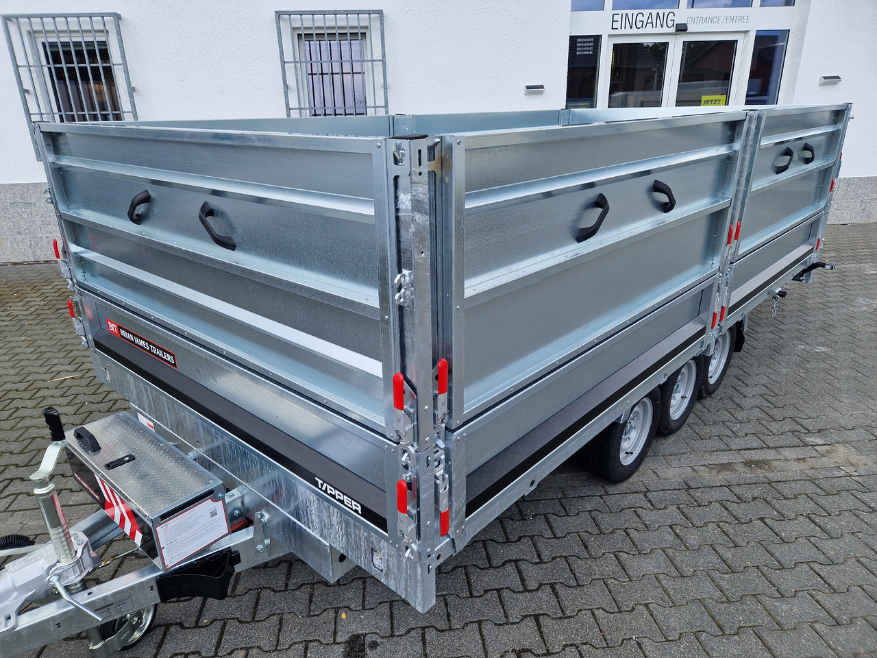 Brian James Trailer Tipper 400x200x100cm Aufsatz elektro blackline LED Tridem 3500kg Modell 24 - قلابة مقطورة: صور 3 Brian James Trailer Tipper 400x200x100cm Aufsatz elektro blackline LED Tridem 3500kg Modell 24 - قلابة مقطورة: صور 3