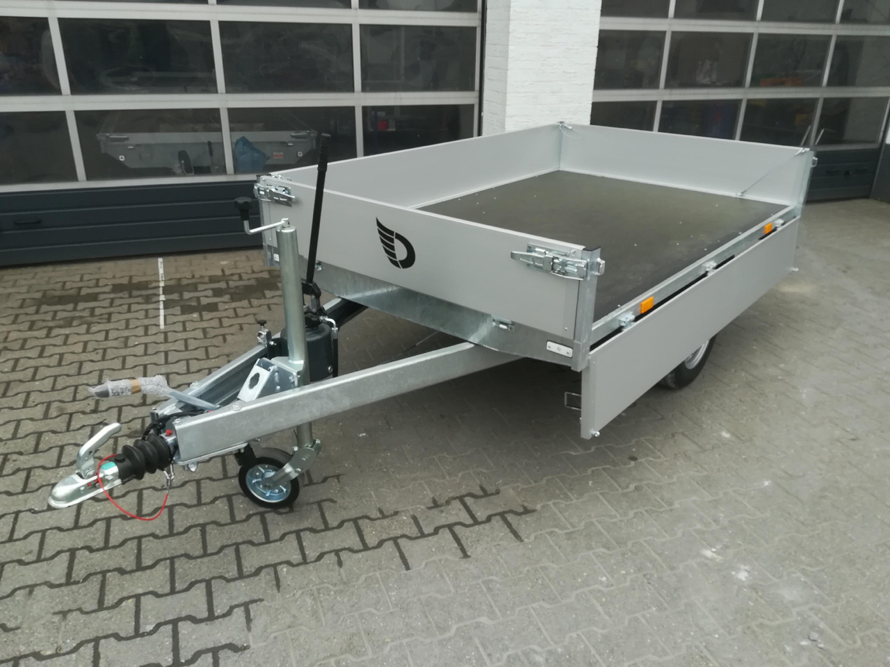 Cheval Liberte Debon Kipper PW 0 ECO 1500 250x155x30cm 1500kg Modell 2024 - قلابة مقطورة: صور 4 Cheval Liberte Debon Kipper PW 0 ECO 1500 250x155x30cm 1500kg Modell 2024 - قلابة مقطورة: صور 4
