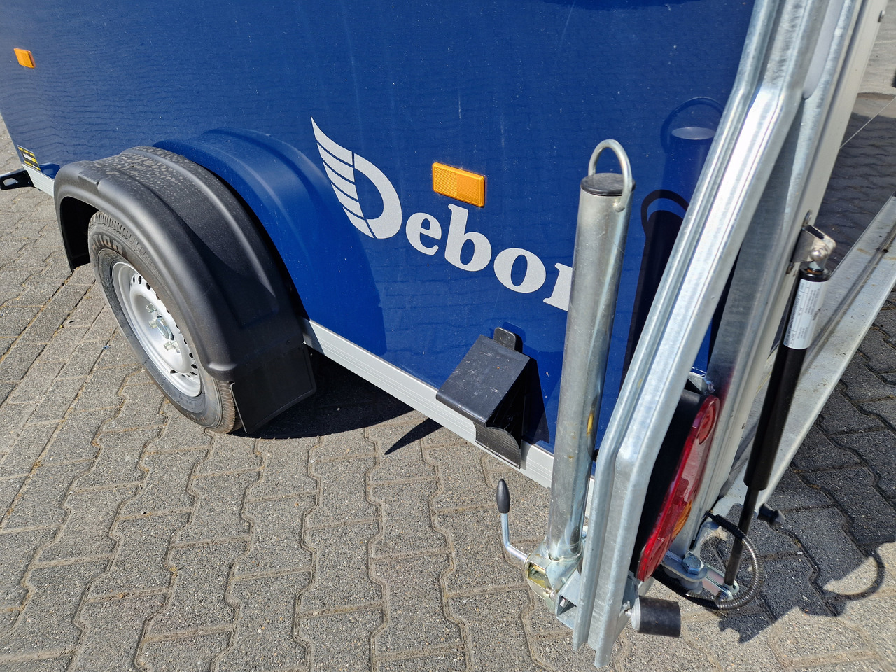 بصندوق مغلق مقطورة Debon Cargo 1300 300x152x168cm royal blau Seitentür 100km/H Pullman 1300kg: صور 10