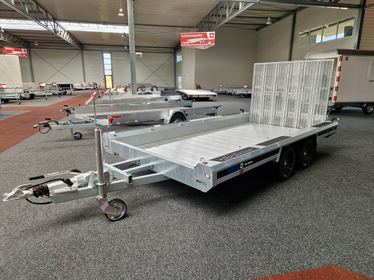 HULCO TERRAX-2 Go Getter Aluboden 394x180x27cm Ladeklamppe 150cm LED 3500kg - مقطورة لنقل المعدات: صور 1 HULCO TERRAX-2 Go Getter Aluboden 394x180x27cm Ladeklamppe 150cm LED 3500kg - مقطورة لنقل المعدات: صور 1