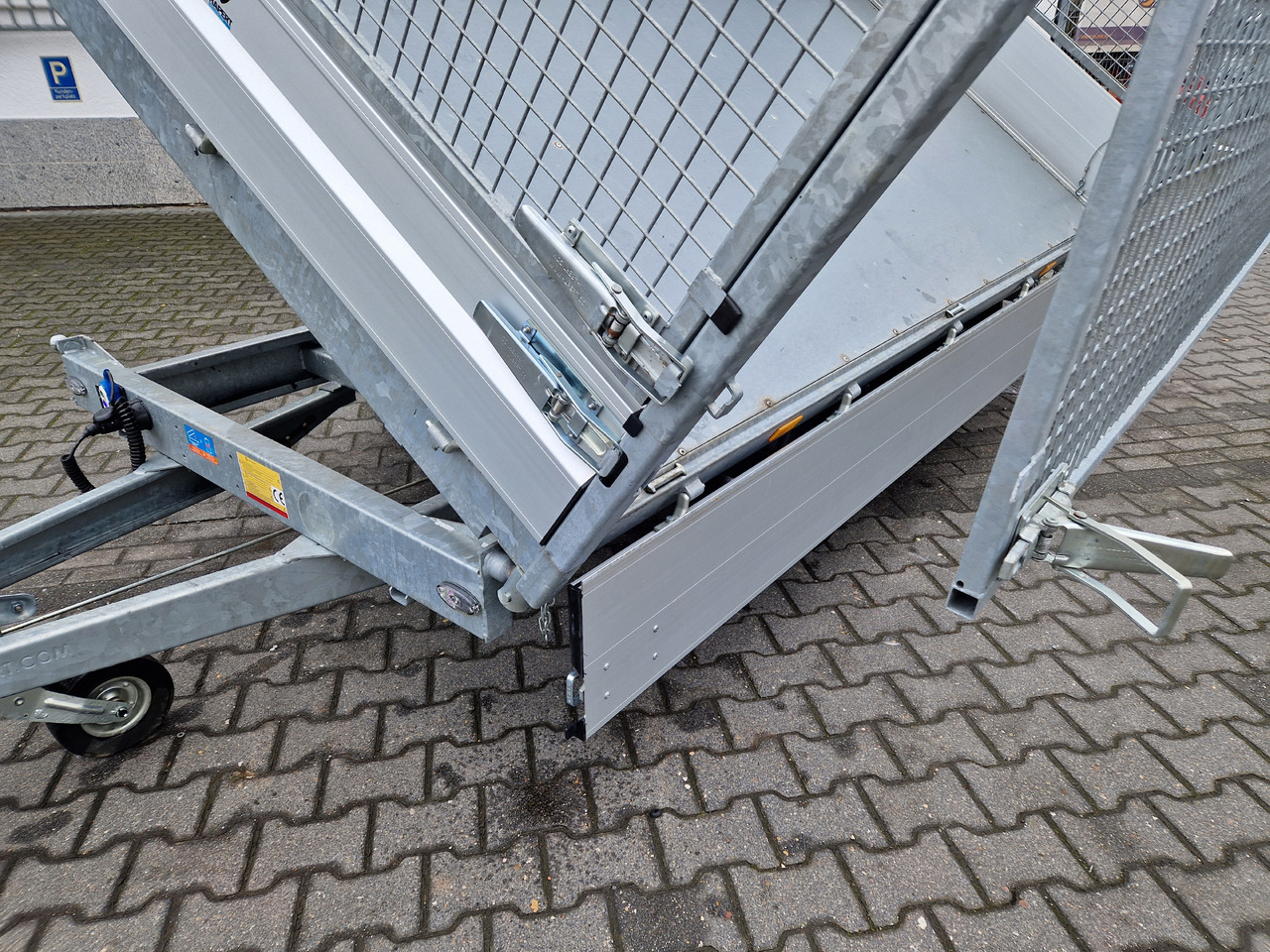 قلابة مقطورة Hapert COBALT HM-2 305x180x30cm Elektro & Laubgitter 2700kg: صور 9