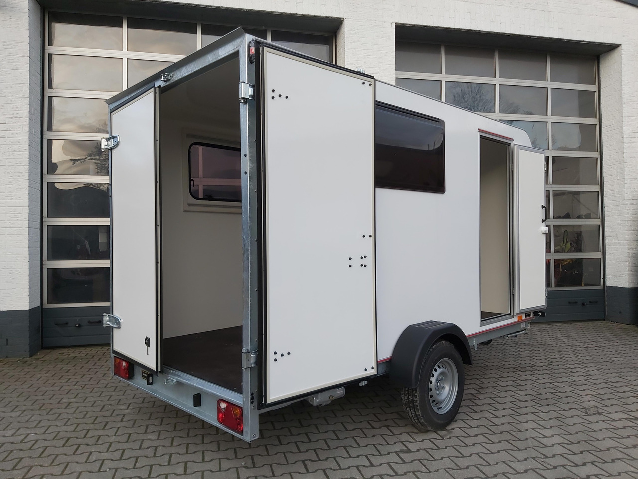 كرفان سحب Koffer Sport Camp TFS 360.00 360x180x190cm aero Seitentür 2 Fenster+ DL IL 230V 1300kg 100km/H: صور 6