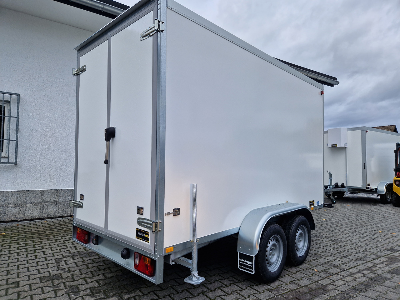 Kühlanhänger AZKF C 2735/155 343x154x200cm CiBIN 230V +Standkühlung (L) 2700kg Abverkauf - مبردة مقطورة: صور 2 Kühlanhänger AZKF C 2735/155 343x154x200cm CiBIN 230V +Standkühlung (L) 2700kg Abverkauf - مبردة مقطورة: صور 2