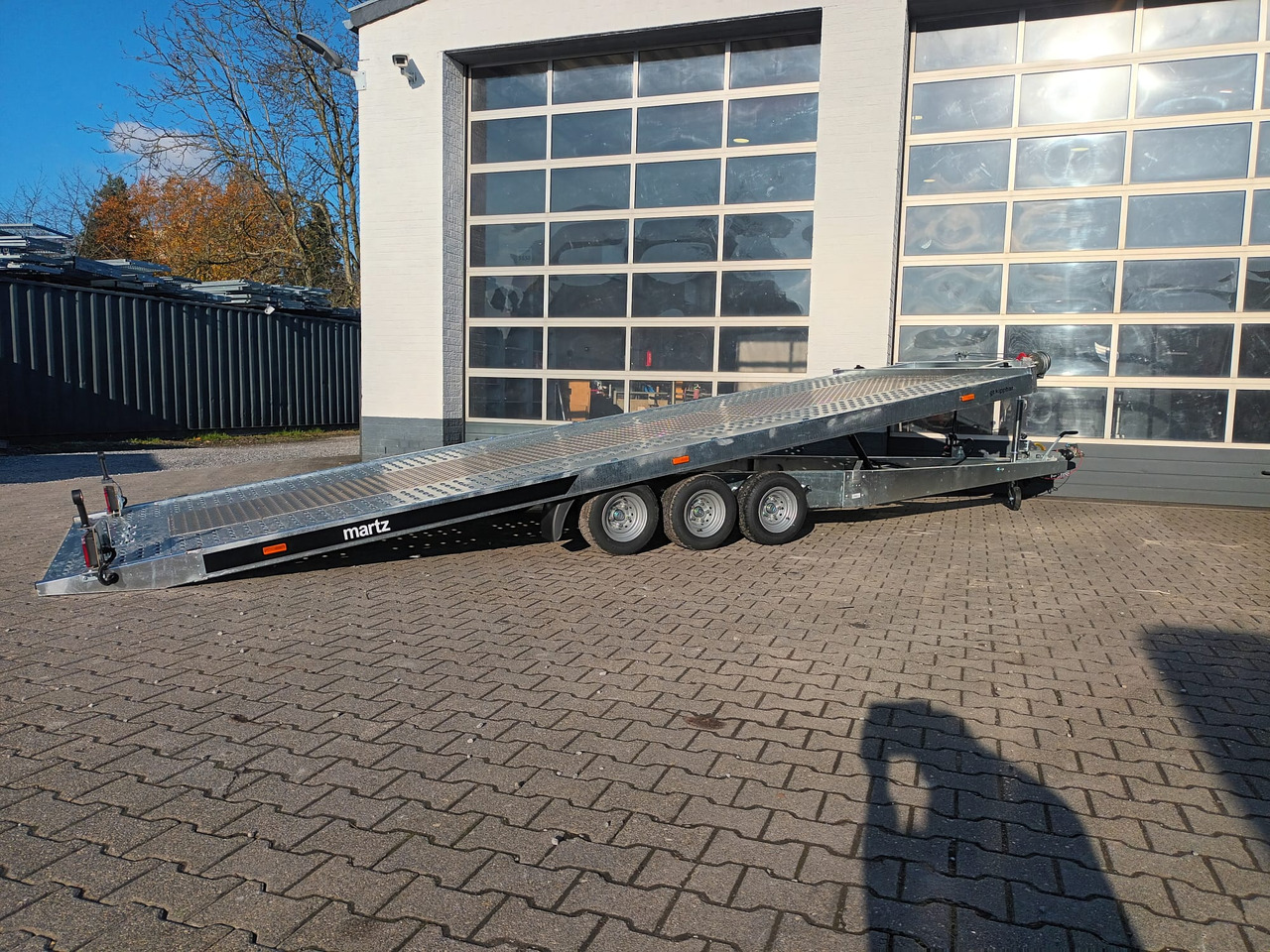 Martz Cartrailer GT KIPP 580/3 3,5T 580x215cm Profi Lohr Stahl & Aluboden Tridem 10" 3500kg 100km/H - شاحنة نقل سيارات مقطورة: صور 1 Martz Cartrailer GT KIPP 580/3 3,5T 580x215cm Profi Lohr Stahl & Aluboden Tridem 10" 3500kg 100km/H - شاحنة نقل سيارات مقطورة: صور 1