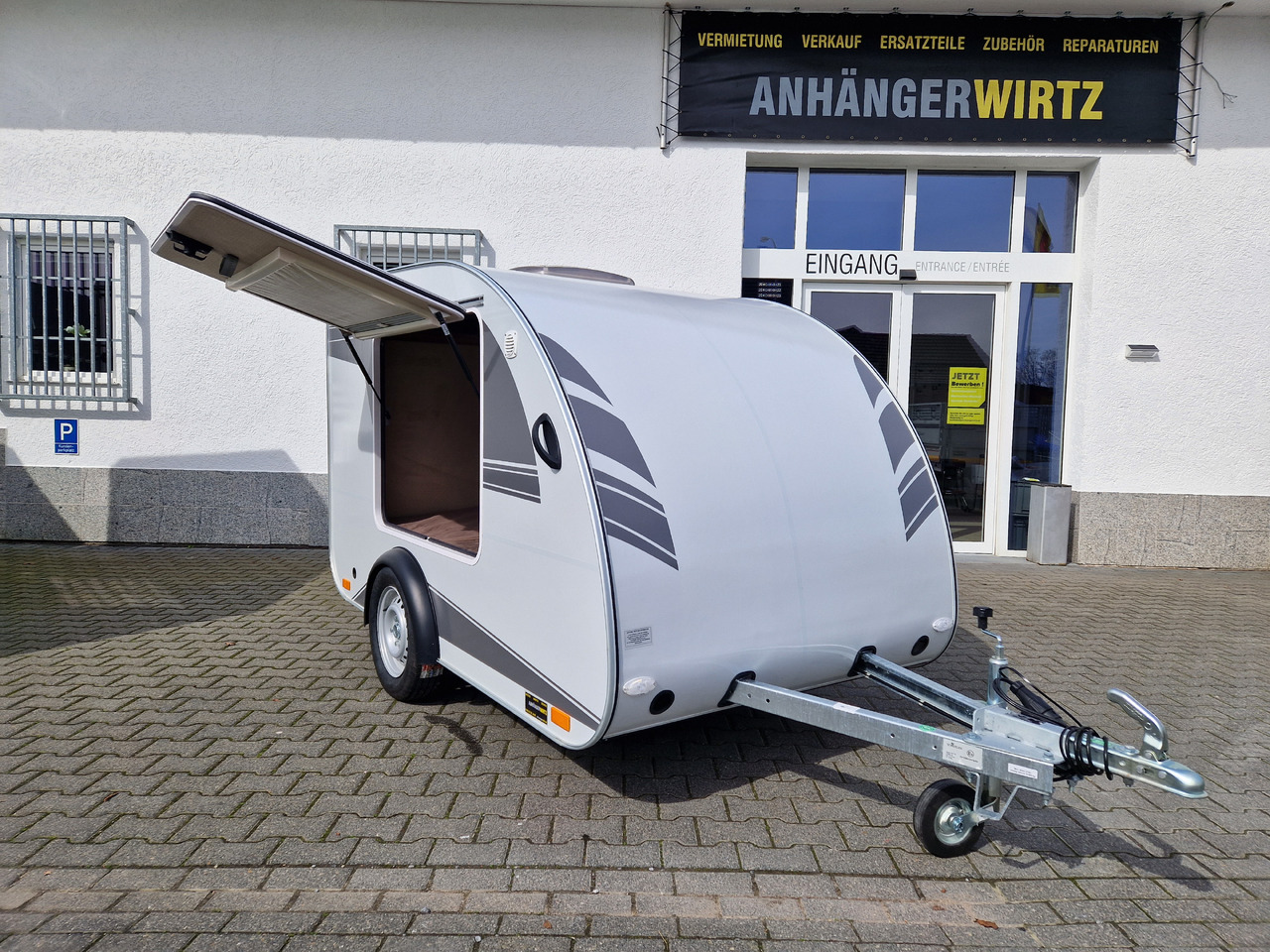 Mini Camper Mini Tommy TMC25 Basic 252x140x121cm 100 km/H 750kg ungebremst Januar AKTION - كرفان سحب: صور 2 Mini Camper Mini Tommy TMC25 Basic 252x140x121cm 100 km/H 750kg ungebremst Januar AKTION - كرفان سحب: صور 2