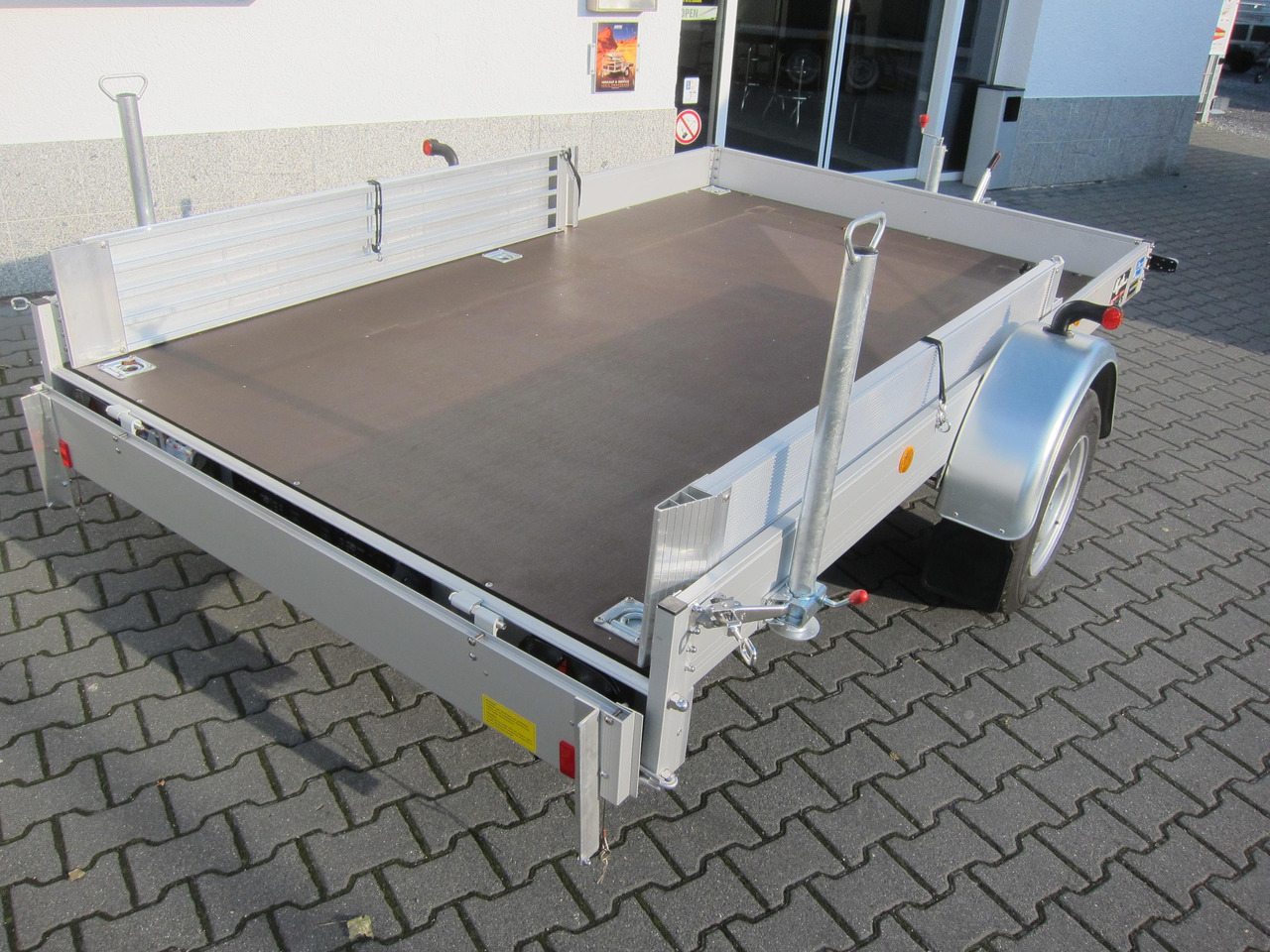 Smart Kleinwagen Transport Anhänger Koch Aluline 300x185x20cm 1500kg 100 km/H - مقطورة لنقل المعدات: صور 3 Smart Kleinwagen Transport Anhänger Koch Aluline 300x185x20cm 1500kg 100 km/H - مقطورة لنقل المعدات: صور 3