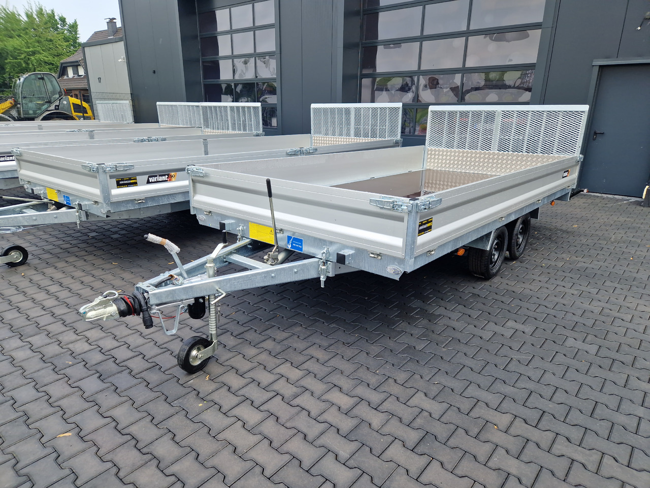 Variant Maschinentransporter 3542 UX Maxi Load Tandem Parabelfeder LED Felgen black 3500kg - مقطورة لنقل المعدات: صور 2 Variant Maschinentransporter 3542 UX Maxi Load Tandem Parabelfeder LED Felgen black 3500kg - مقطورة لنقل المعدات: صور 2