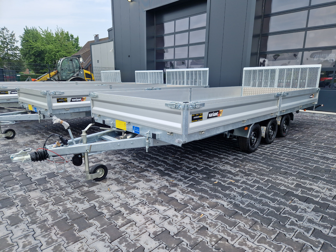 Variant Maschinentransporter 3553 UX Maxi LOAD blackline LED Tridem Parabel 3500kg - مقطورة لنقل المعدات: صور 1 Variant Maschinentransporter 3553 UX Maxi LOAD blackline LED Tridem Parabel 3500kg - مقطورة لنقل المعدات: صور 1
