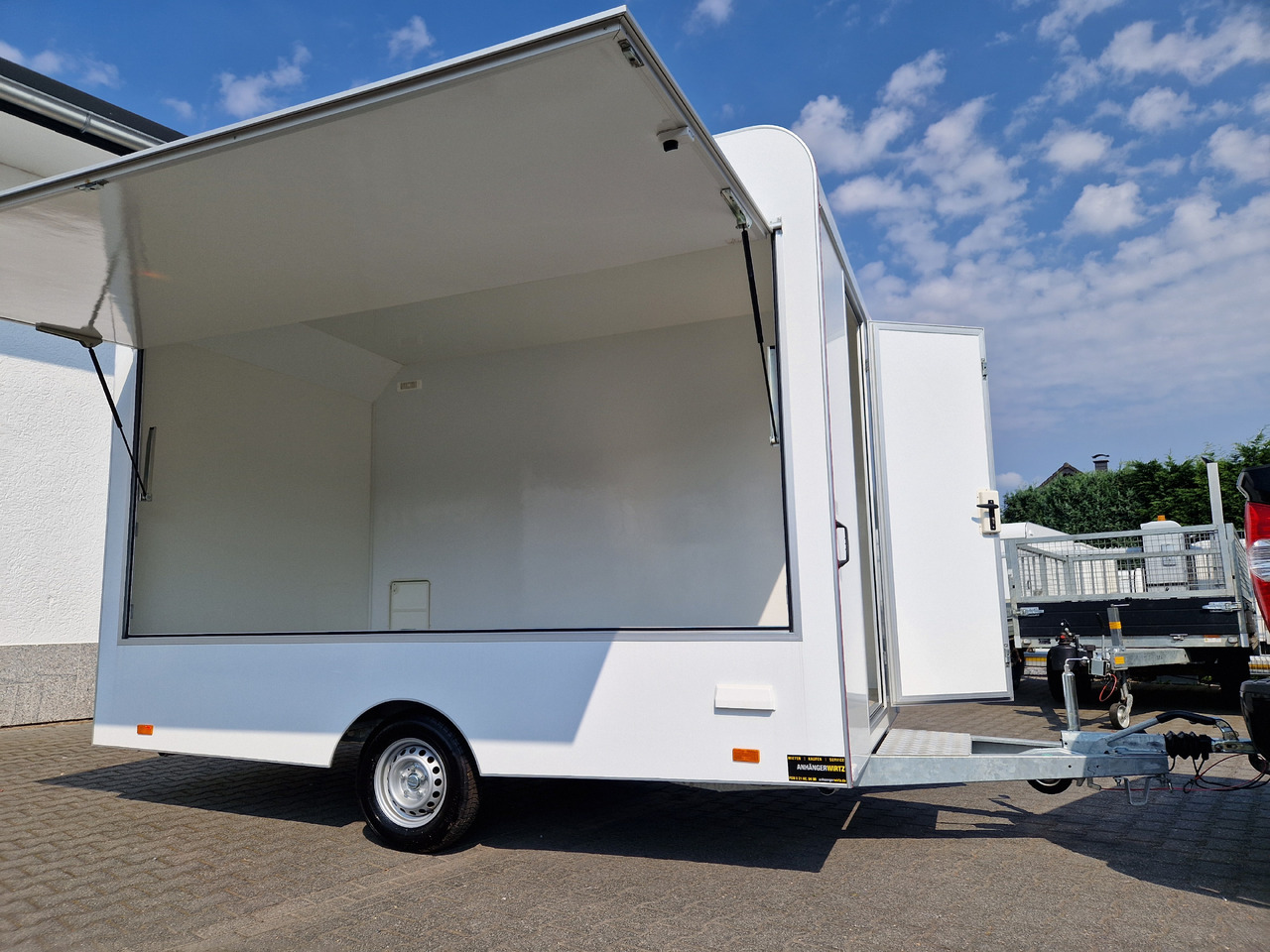 Verkaufsanhänger VK 360 200 aero retro 360cm 1 Verkaufsklappe 1300kg Winter AKTION - عربة الطعام: صور 2 Verkaufsanhänger VK 360 200 aero retro 360cm 1 Verkaufsklappe 1300kg Winter AKTION - عربة الطعام: صور 2