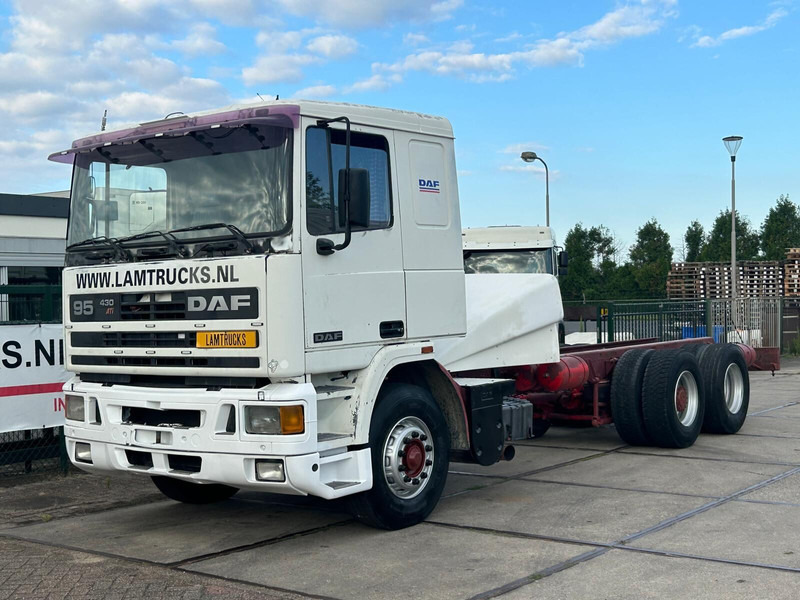 DAF 95.400 TOP CONDITION - الشاسيه شاحنة: صور 1 DAF 95.400 TOP CONDITION - الشاسيه شاحنة: صور 1