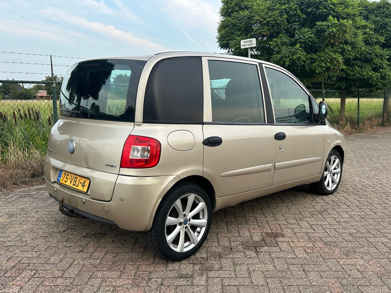 Fiat Multipla 1.9 EURO 4 DIESEL VAN - فان المدمجة: صور 5 Fiat Multipla 1.9 EURO 4 DIESEL VAN - فان المدمجة: صور 5