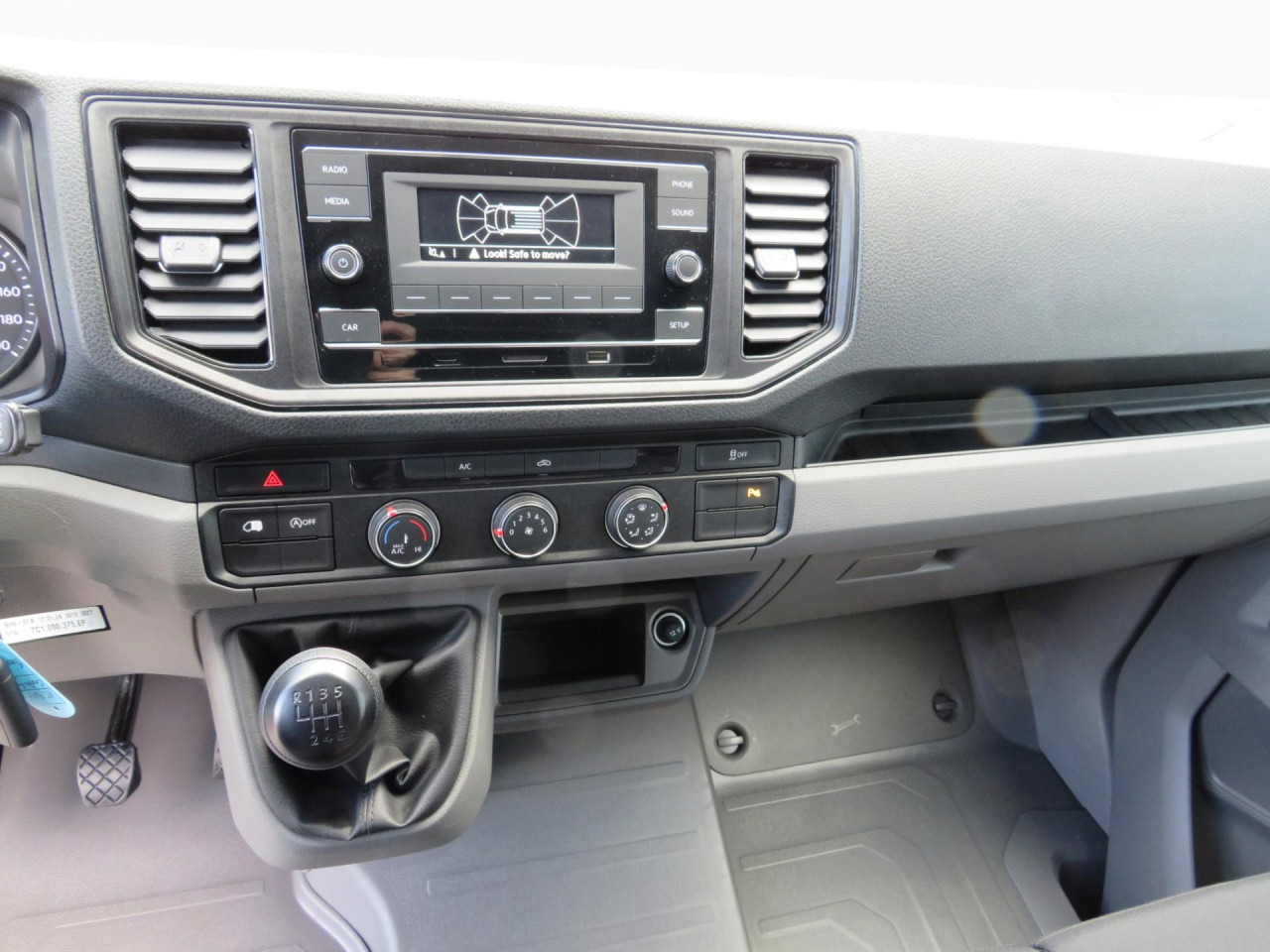 VOLKSWAGEN Crafter 35 L3H3 Kasten Klima ZV - فان: صور 3 VOLKSWAGEN Crafter 35 L3H3 Kasten Klima ZV - فان: صور 3