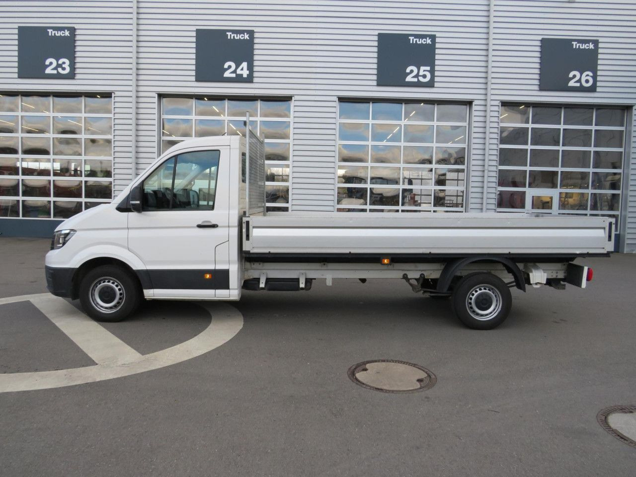 Volkswagen Crafter 35 L4 EK Pritsche Euro6 Klima AHK ZV - الشاحنات الصغيرة المسطحة: صور 3 Volkswagen Crafter 35 L4 EK Pritsche Euro6 Klima AHK ZV - الشاحنات الصغيرة المسطحة: صور 3