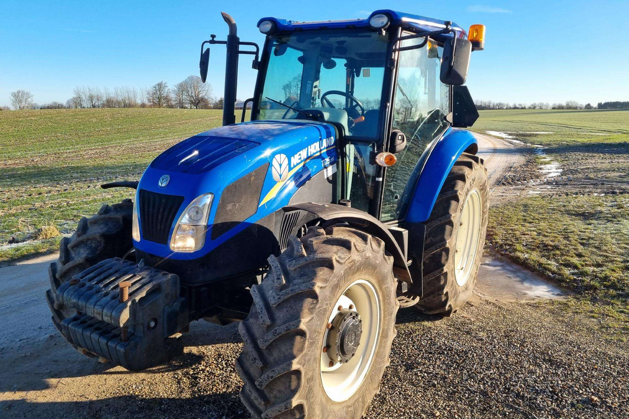 New Holland TD 5.95 - جرار: صور 2 New Holland TD 5.95 - جرار: صور 2