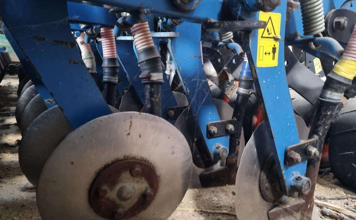 Rabe Turbodrill XL - الة بذر: صور 5 Rabe Turbodrill XL - الة بذر: صور 5